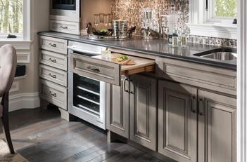 Lakeville Kitchen and Bath showrooms feature Medallion Cabintery, a top name in semi custom kitchen cabinets. Visit our showrooms to see our wide array of kitchen and bath displays. 